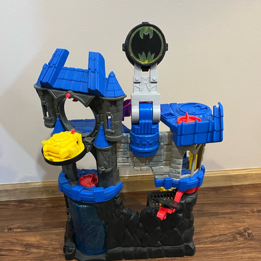 BATMAN Wayne Manor BatCave Imaginext Super Friends